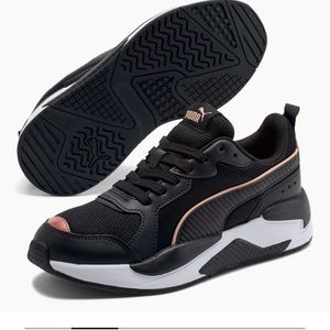 Womens X-Ray Metallic Sneaker